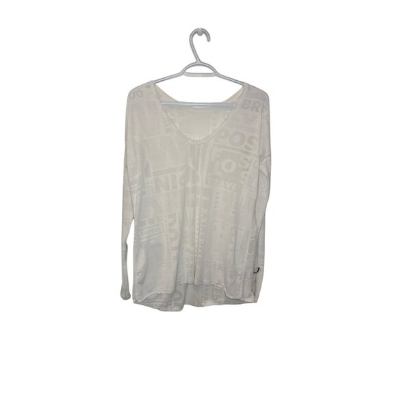 Lululemon white "Flip Your Dog" long sleeve top - Picture 6 of 7